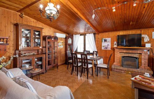 Villa Paradiso: Near beach, superb pool and garden - Photo 17