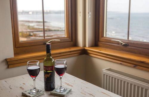 Luxury Seaside Home with Incredible Views - Foto 22