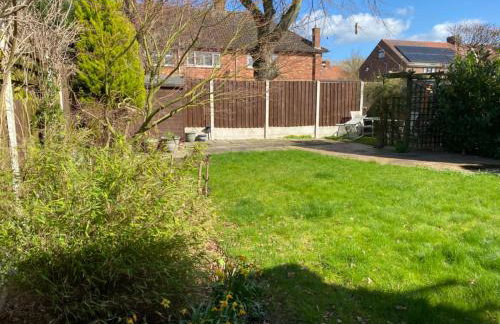 Spacious Five-Bedroom House Close to York Centre - Orchid House - Foto 20