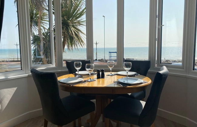 Worthing Beach 180 - 2 bed Seafront With Parking - Foto 12