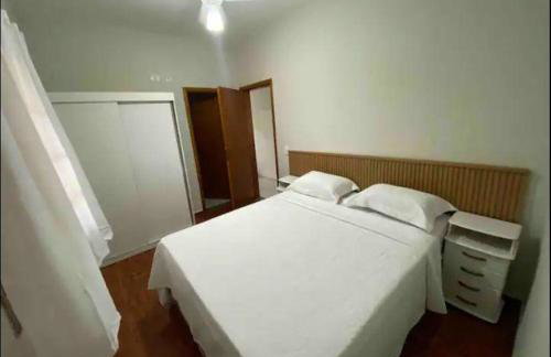 Linda casa em condominio - Foto 12