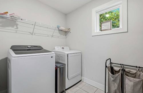 Pleasant Place Villa -Newly Built with Pool Close to downtown&beach - Foto 58