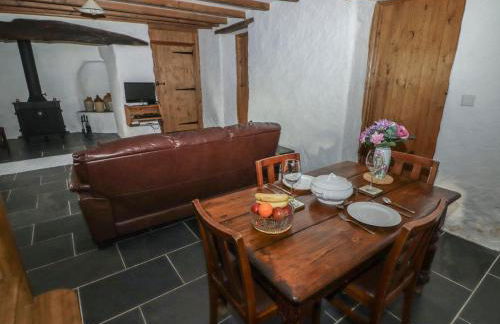 Panteurig Cottage - Photo 8