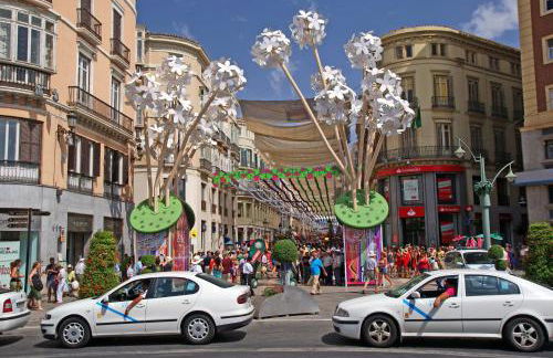 Malaga Centre Apartment with Parking - Photo 39