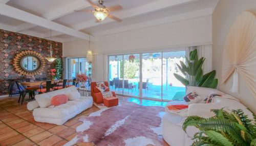 3BD Tropical Luxe Stay with Pool, Gameroom and Grill - Foto 4