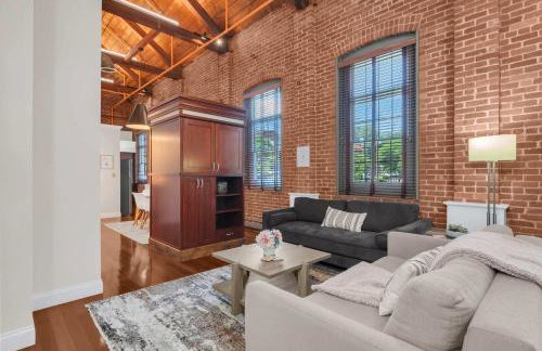 Jennifer's Historic Riverfront Loft Private Patio - Photo 1