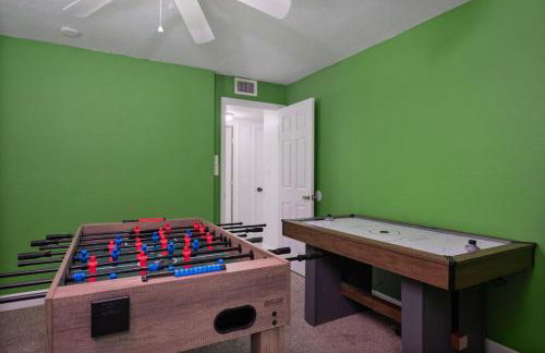 Family Retreat with Game Room and Fireplace - Photo 4