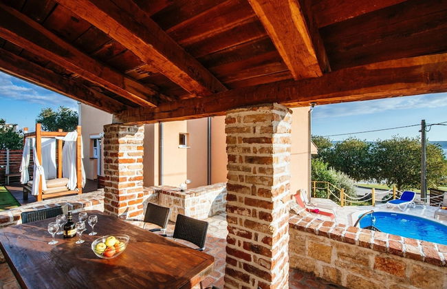 Holiday Home in Jasenice With Garden - Foto 31