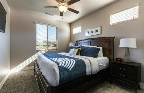 Paradise Village 113 Water Park and Kids Cove, Ping Pong, XBOX 360, Games, Beautiful Mountain Views, and More - Foto 28