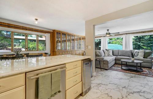 Upper Stone Lodge - Hot Tub & Game Room - Upper Unit - Foto 10