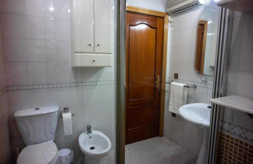 Piso de 3 habitaciones a las afueras de Sevilla - Foto 7