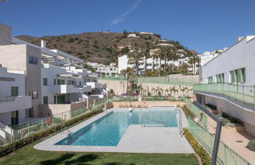 Precioso apartamento frente a la playa con piscina - Foto 28