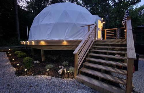 Bunny Bungalow Romantic Getaway in a Spacious Geodome - Foto 19