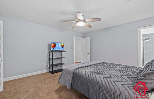 San Gabriel Stunner - An Irvie Home - Photo 37