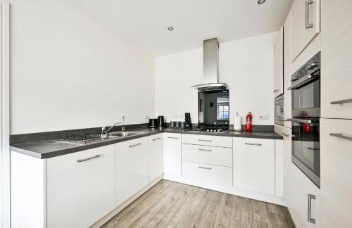 LUX Contractor & Family Haven - Parks x2, Sleeps 9 - Foto 25