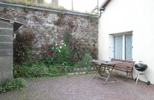 Chez Pauline, Gavray. House with secure parking, Wi-Fi & garage. - Foto 36