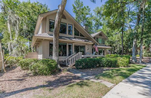 New Listing! Water Views with Short Walk to Dataw Clubhouse and Pool - Sleeps 6 - Foto 49