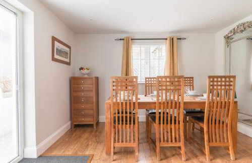 Riverside Cottage 6 guests 4 adults max hot tub - Foto 47