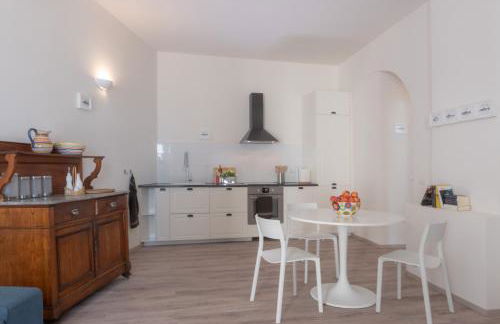 Waterfront Studio - Photo 18