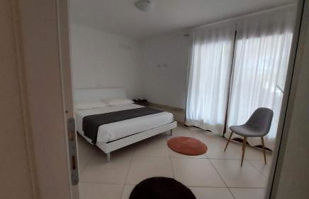 Villa Luigi a Poggio dei Pini, alloggio con giardino e posto auto - Foto 30