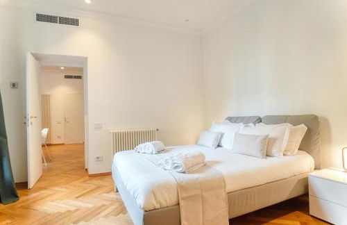 Cadorna Prestigious Apartment - Modern Architecture in front of the Station - Photo 21