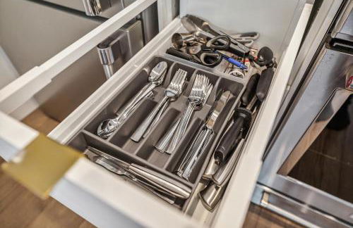 Travelers Dream, Walk to Space Needle, Firepit, cornhole - Foto 30