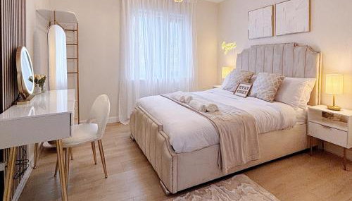 Luxury 2 bedroom Leeds City Apartment with Free parking & Jacuzzi bath - Foto 5