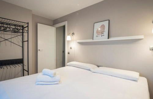 BeBarceloner Sant Andreu Apartments - 1 bedroom with terrace - Photo 2