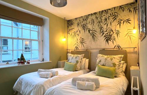 Church View a first floor apartment in the heart of historic Topsham - Foto 3