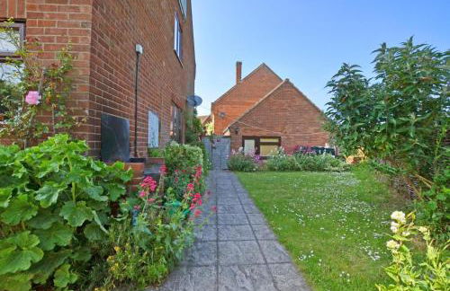 3 Bed in Salthouse oc-1753 - Photo 14