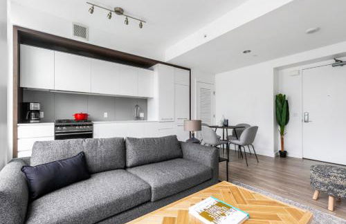 Rincon Hill 1BR w Gym Rooftop Hot Tub nr SV SFO-250 - Foto 2