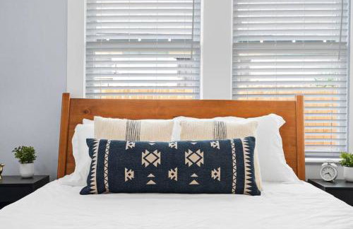 Casa Cowboy near Downtown, Gourmet Kitchen, Private Yard - Foto 25