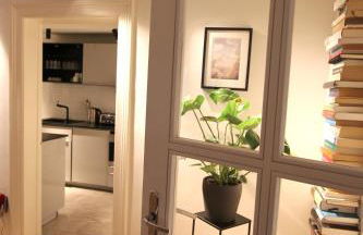 The Suites Alster Waterfront Family Apartments - Photo 12