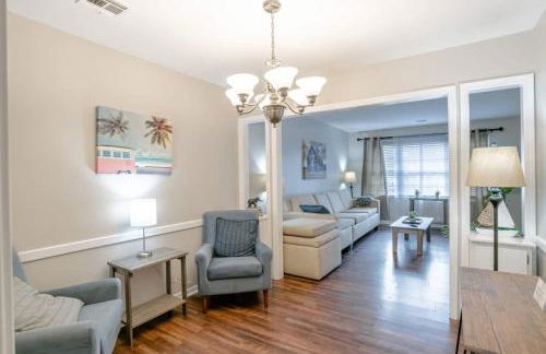 Enchanting Forestwood Retreat - Foto 1