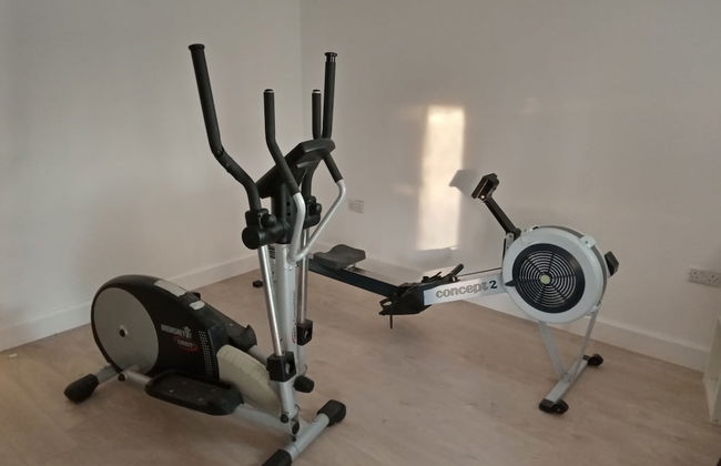 Coastal Apartment With sea Views - Foto 11