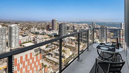 Entire Floor 2BDR w Luxury Amenities Balcony SkyLux Penthouse by AvantStay - Foto 4, Other