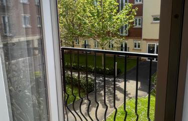 The Onyx Suite - 1 Bed apartment w/ free parking - Foto 2