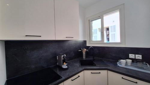 Iconic and bright style in Nice - Foto 5, stove