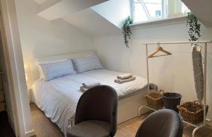 CityNights Studios with Free Parking - Foto 5