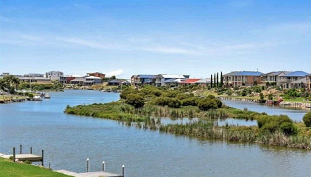 Waterfront Retreat - Private Jetty - Wifi - Foto 4, Habitación