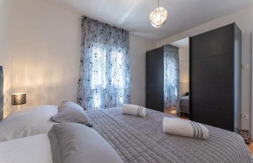 Treno, Luxurious Apartment with Jacuzzi and Sea-View - Foto 17