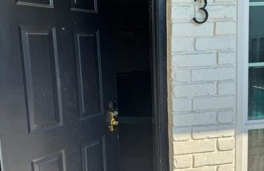 Modern Getaway with Free Parking Near Downtown and NRG - Foto 19