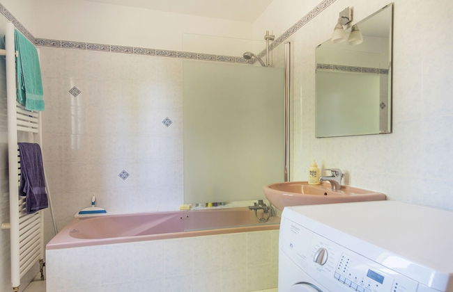 Charming Holiday Home in Montrichard With Pool - Foto 41