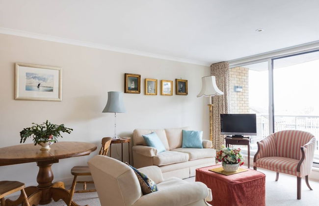 Cosy 1-bed Battersea Riverside Apartment - Foto 9