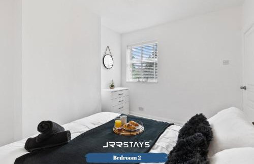 Nuneaton - Ideal 3 Bedroom, Wi-fi Parking, Sleeps 6 - JRR Stays - Foto 15