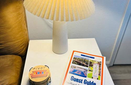 Phoebe's Place - A Friends' Inspired Escape - Foto 4