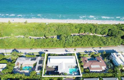 Aureum Stay Beachside Two Bedroom with Pool near Boca Beach - Foto 4