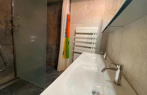 Grand duplex avec 3 chambres à deux pas de Saint-Lary - Foto 7