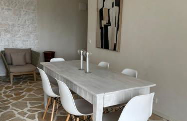 Privatised Pasparo Estate - 3 Apartments & Pool - Foto 10