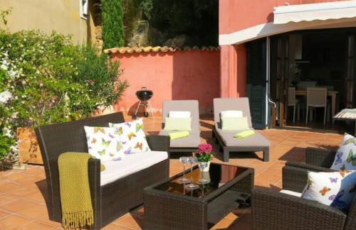 Apartamento en el Puerto de Sóller con gran terraza privada y vistas al mar. Piscina comunitaria. Localizado en un zona tranquila y muy soleada. Wifi gratis disponible. Parking. - Foto 6